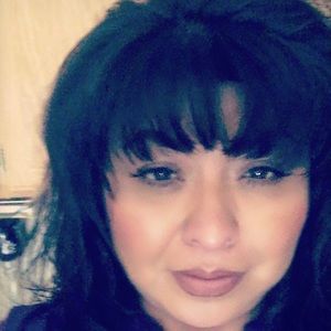 Meet your Posher, Norma